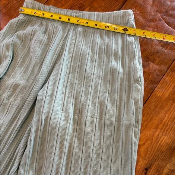 Sz S - Free People Beach ‘The Dana’ Set - Picture 12 of 15